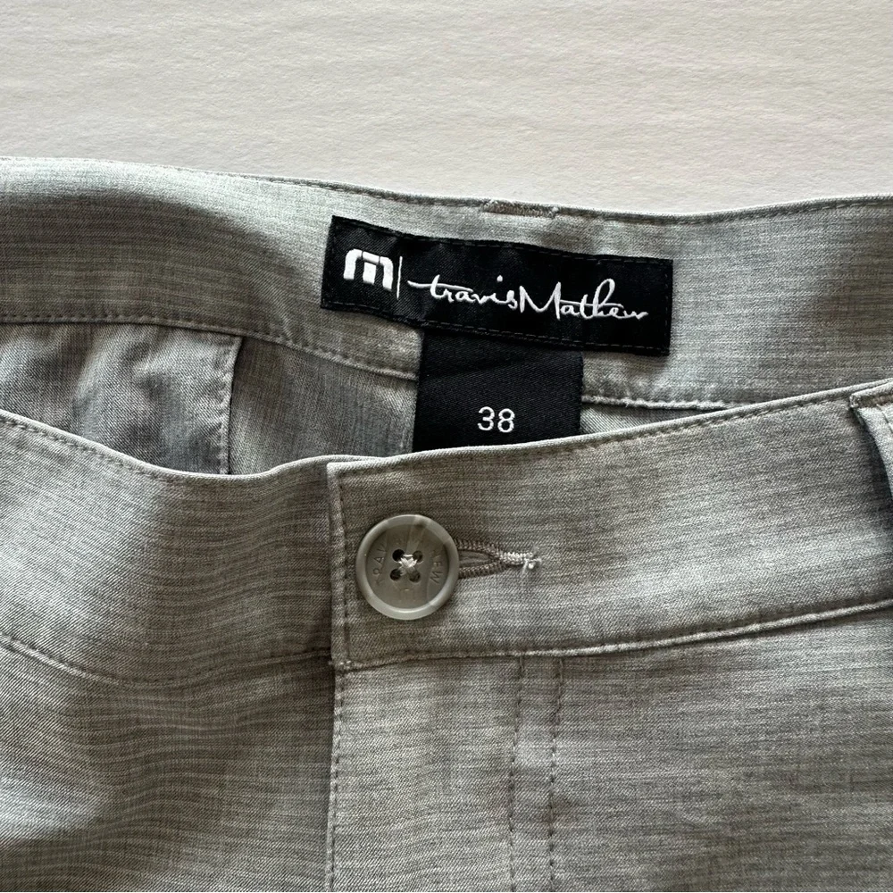 Travis Mathew Golf Shorts Gray Size 38